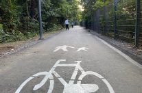 Nowe stojaki rowerowe na Gaju