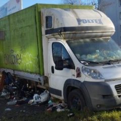 Walczymy z wrakami na osiedlu