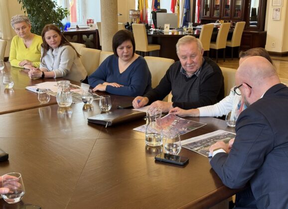 Spotkanie Prezydenta z przedstawicielami Rady Osiedla Gaj oraz mieszkańcami – Zagospodarowanie wnętrz podwórkowych